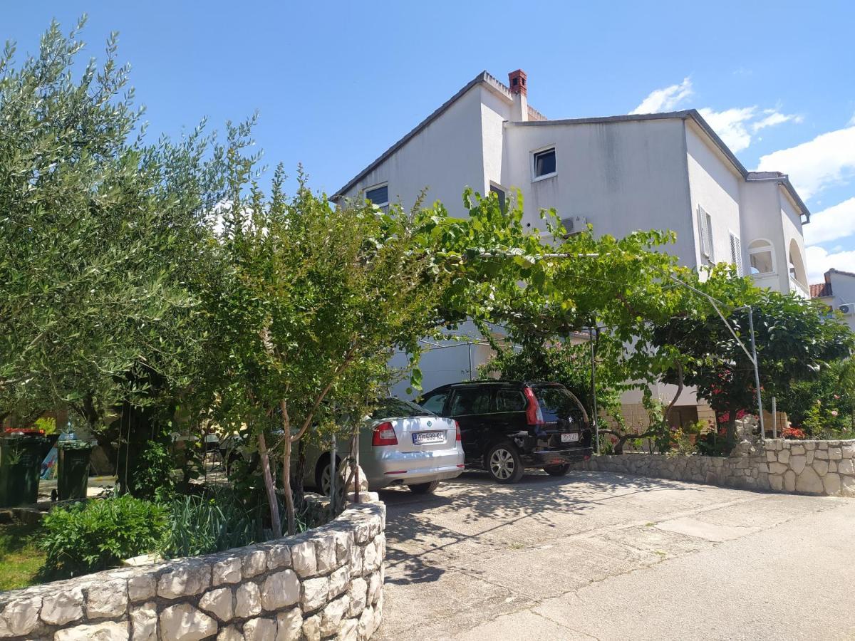 Apartment & Rooms Poppy Rose Zadar Exterior photo